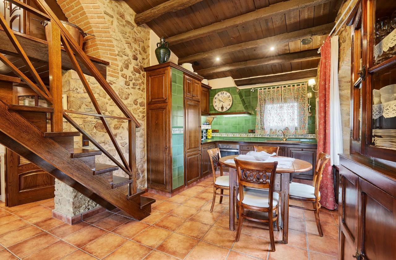 Cal Bisbe, Your Rural Holiday Home Capmany Exterior photo