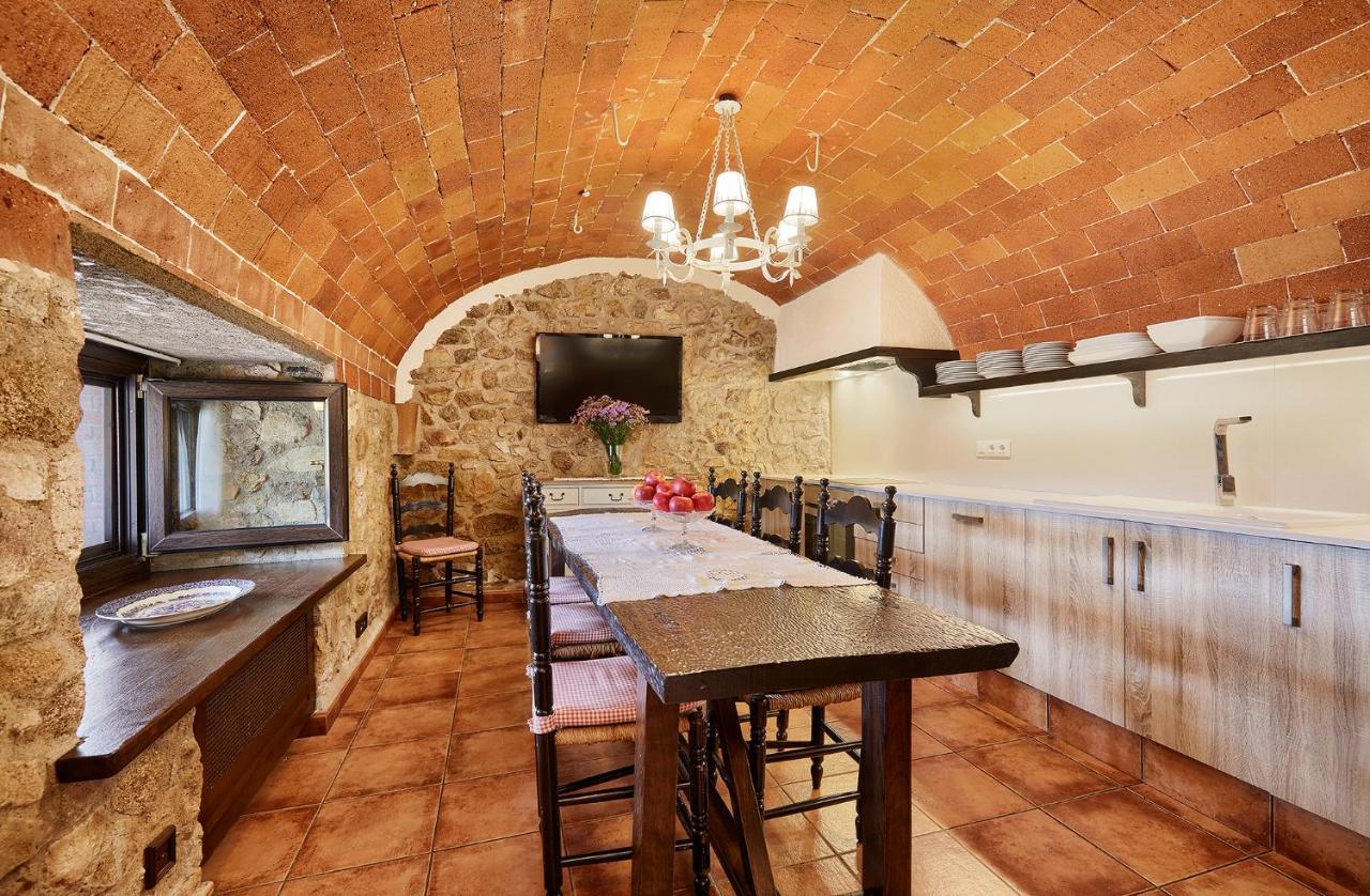 Cal Bisbe, Your Rural Holiday Home Capmany Exterior photo