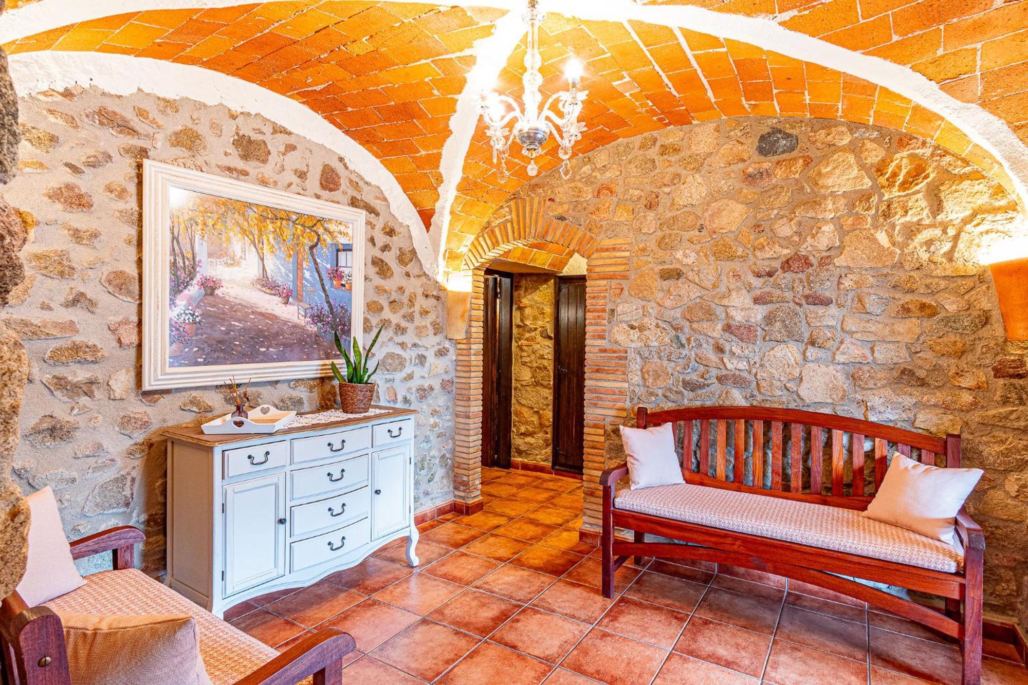 Cal Bisbe, Your Rural Holiday Home Capmany Exterior photo