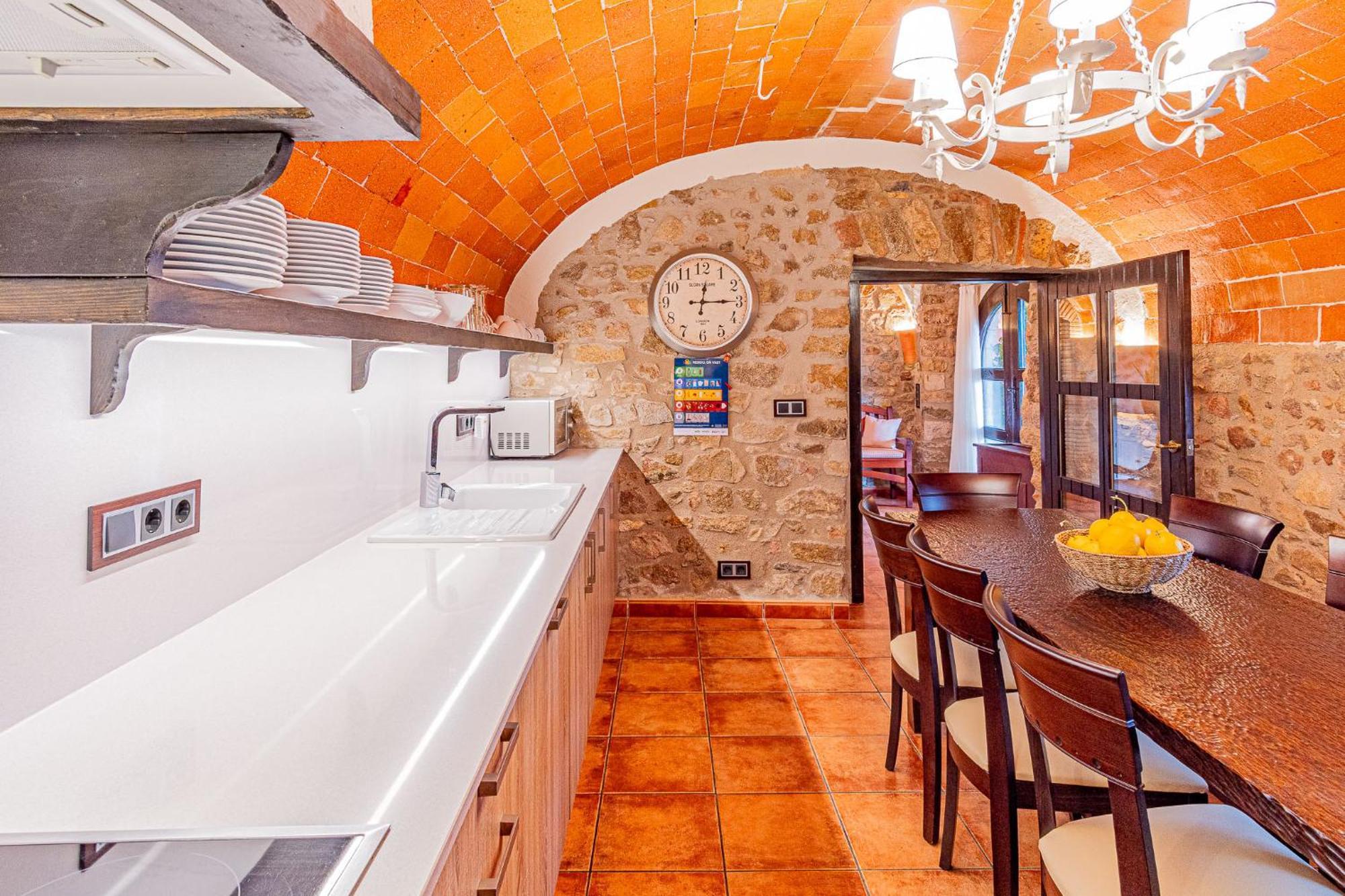 Cal Bisbe, Your Rural Holiday Home Capmany Exterior photo