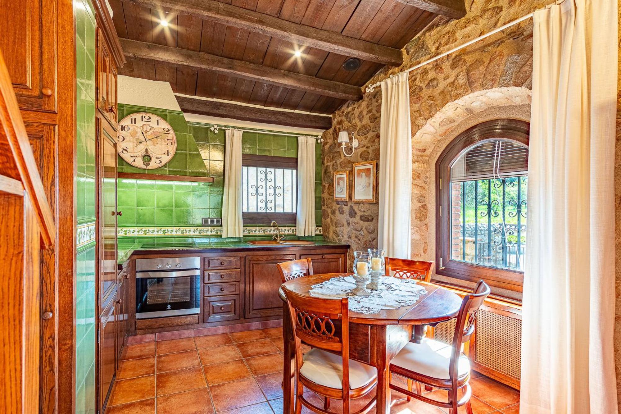 Cal Bisbe, Your Rural Holiday Home Capmany Exterior photo