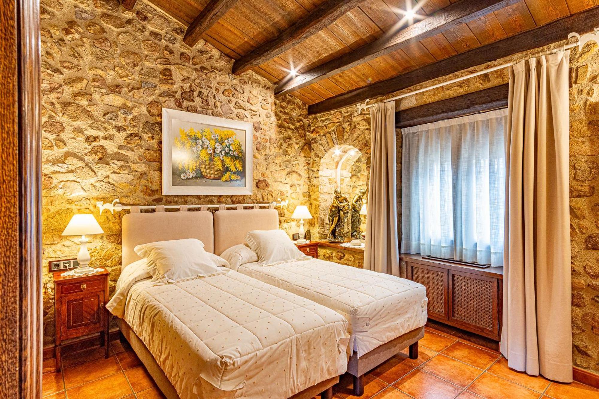 Cal Bisbe, Your Rural Holiday Home Capmany Exterior photo