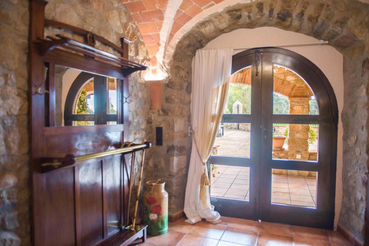 Cal Bisbe, Your Rural Holiday Home Capmany Exterior photo