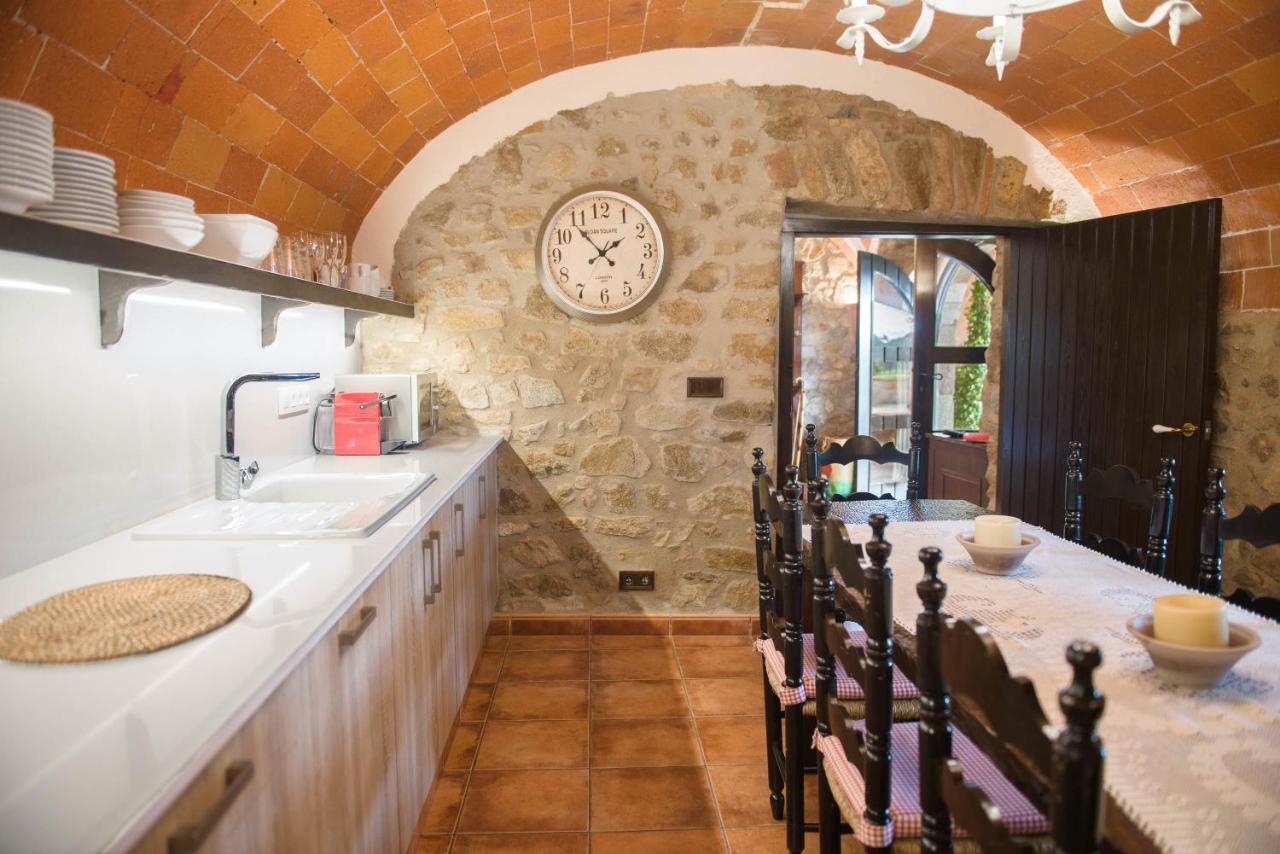 Cal Bisbe, Your Rural Holiday Home Capmany Exterior photo